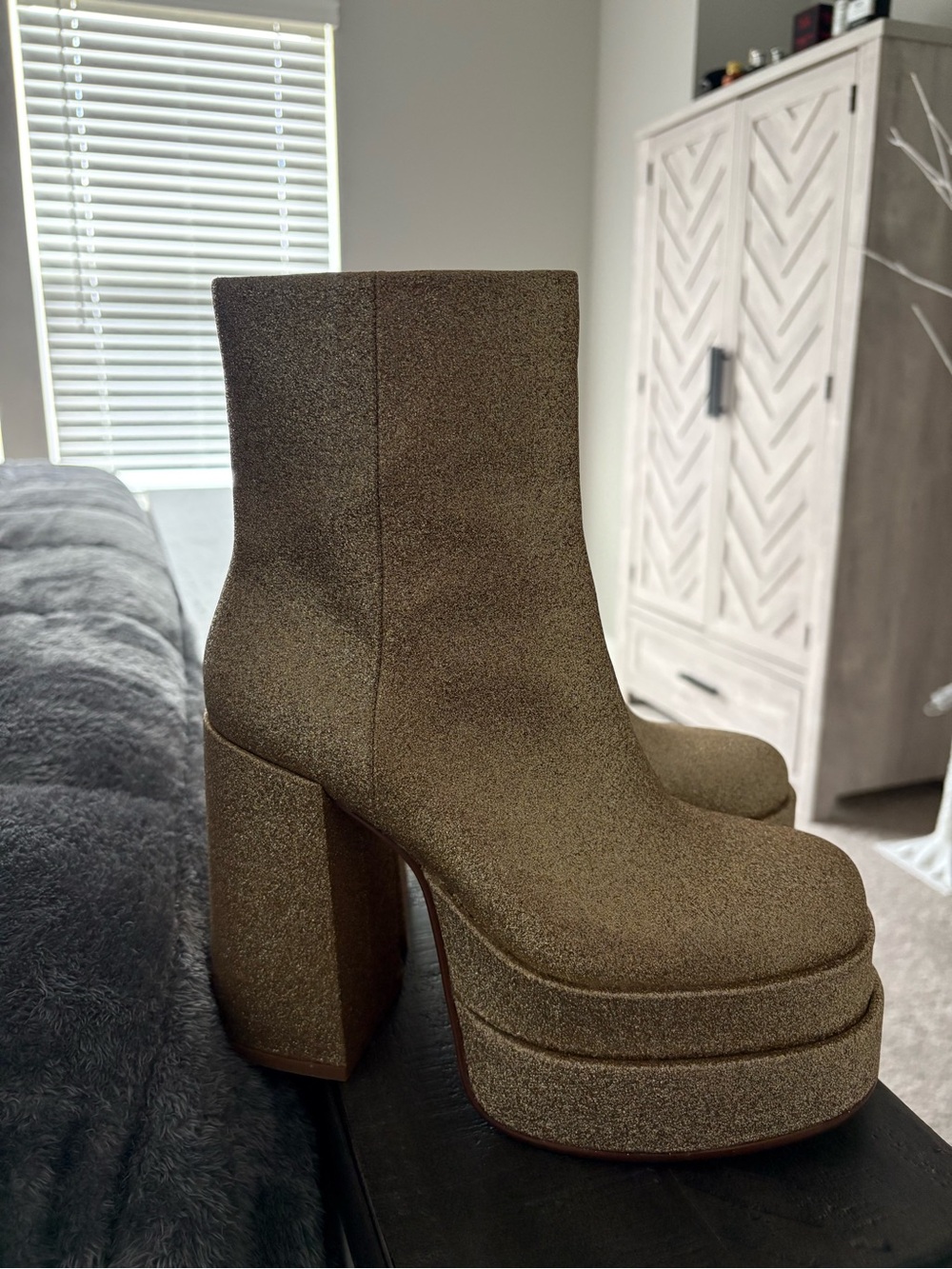 Steve Madden platform women’s cobra